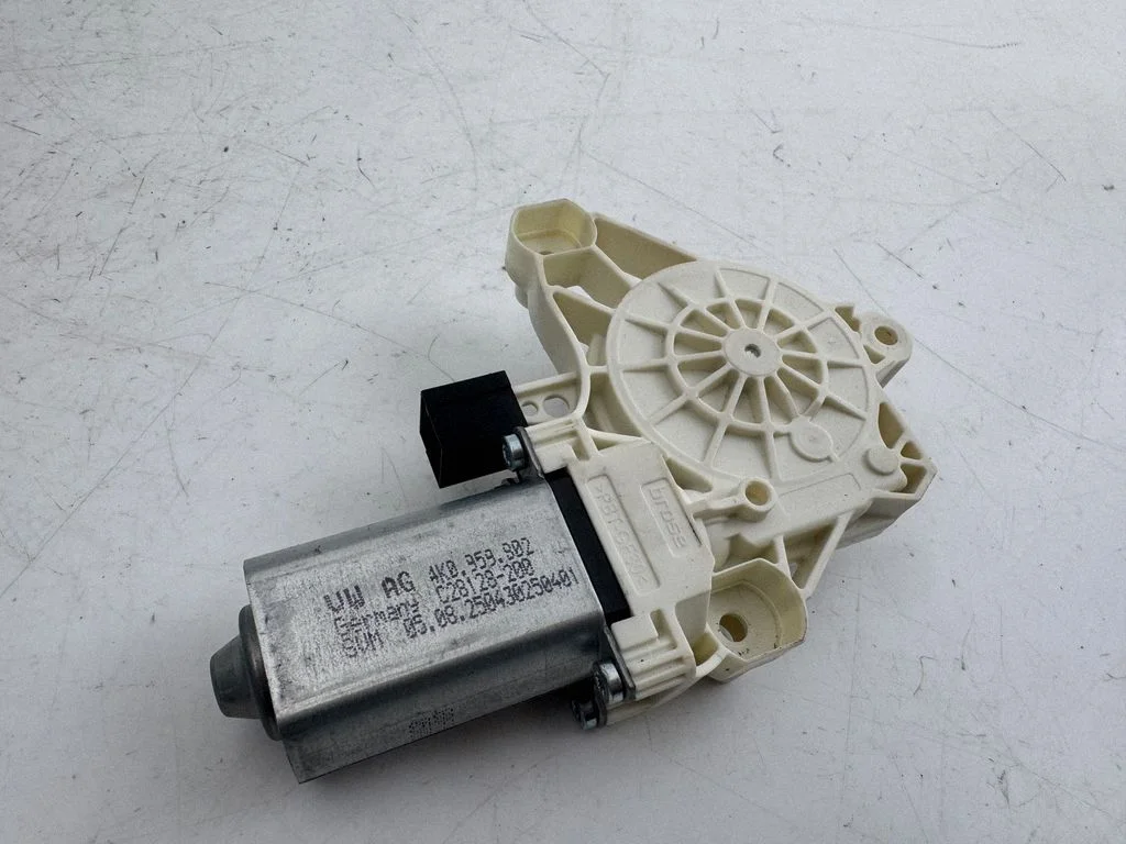 Front door window regulator motor 4K0959802