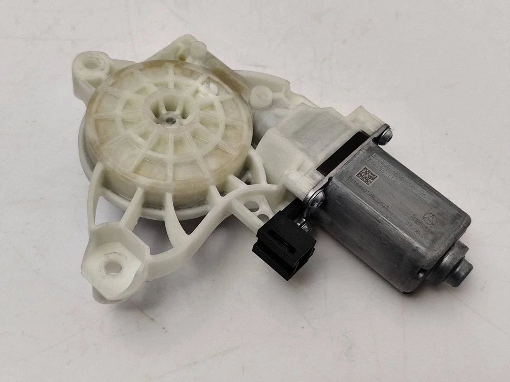 Front door window regulator motor A0009065806