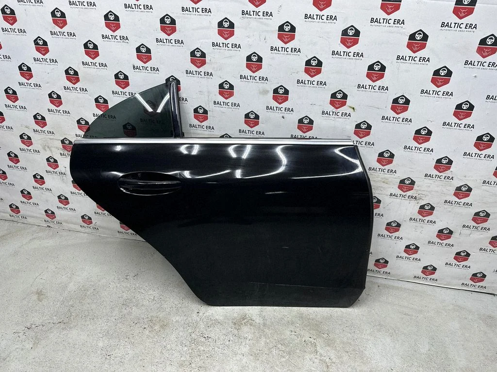 Rear door A2577321000