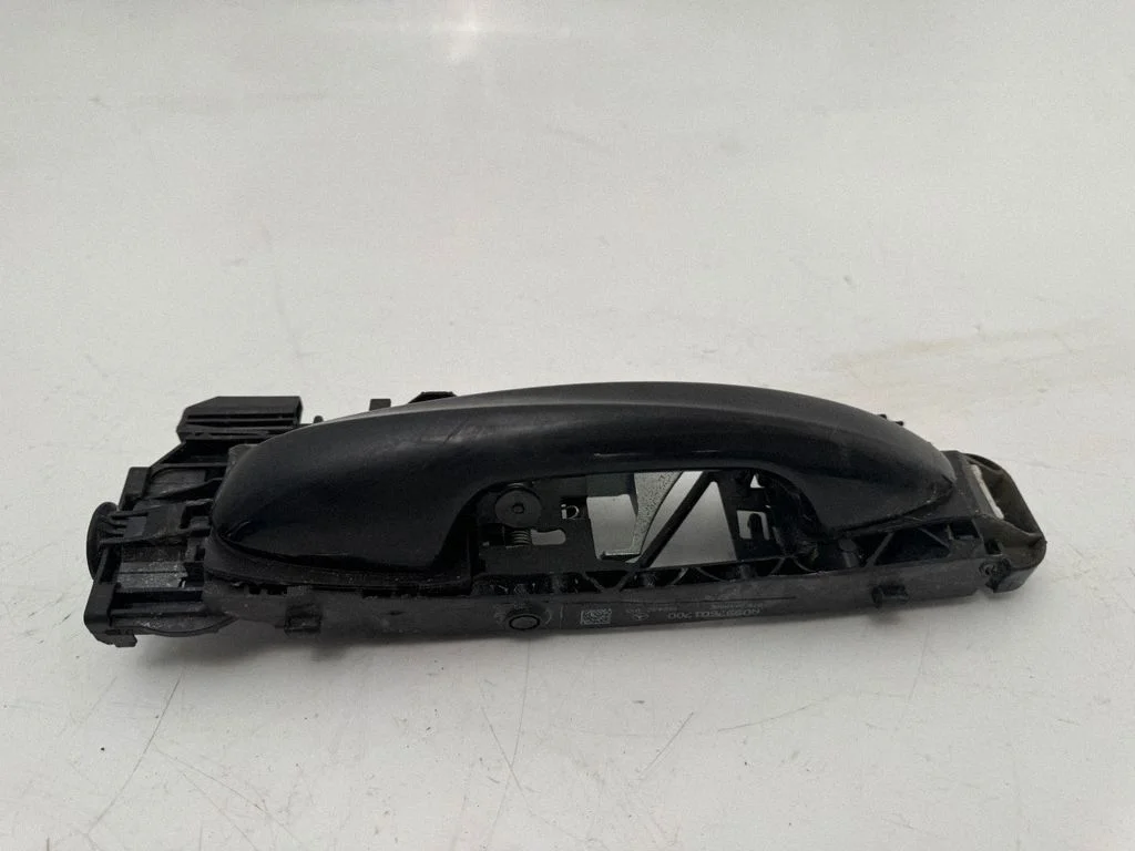 Rear door exterior handle A0997601700
