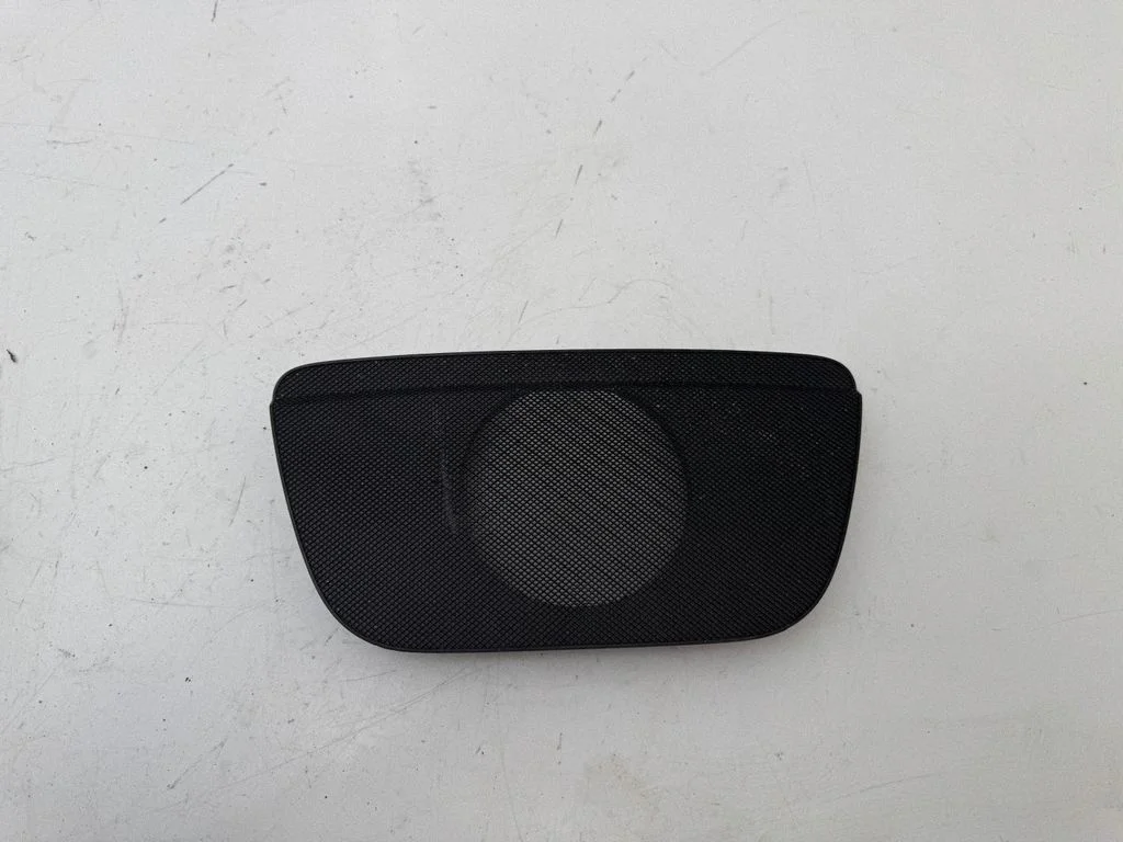 Dash center speaker trim cover A1776801000