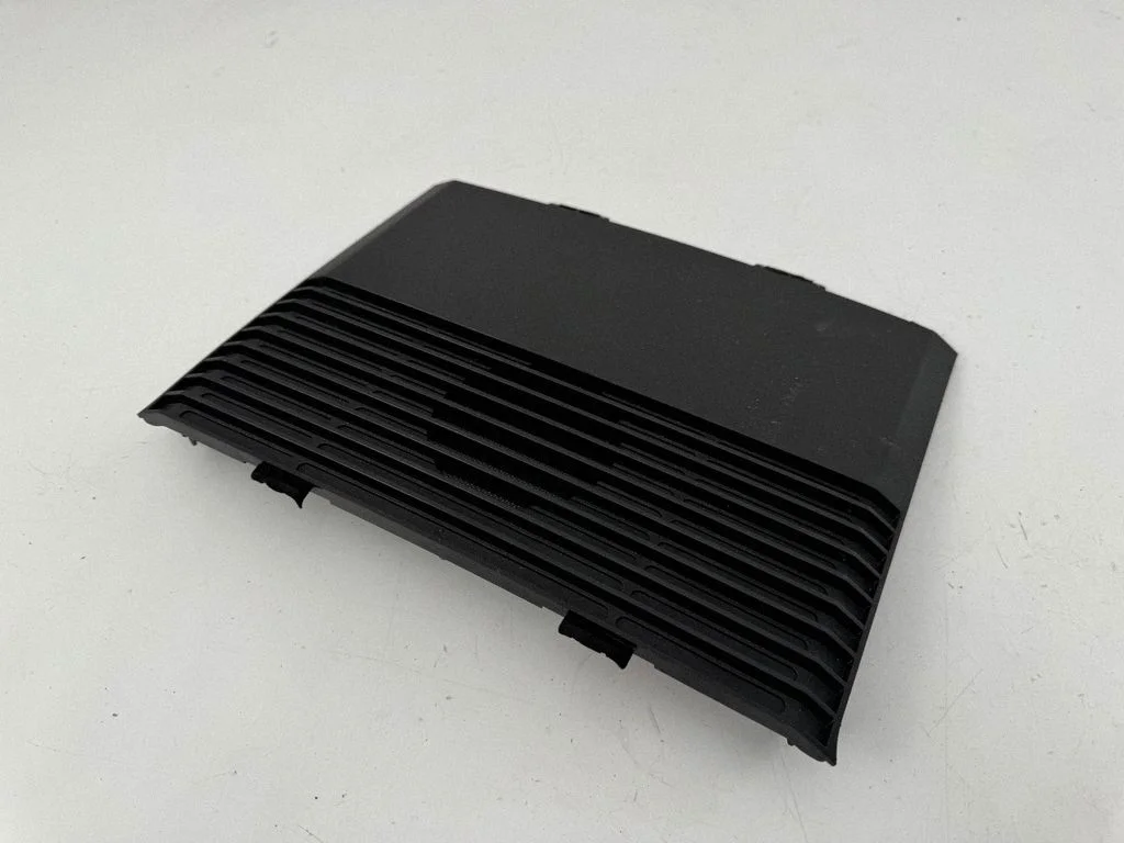 Dash center speaker trim cover FR3B6304405A