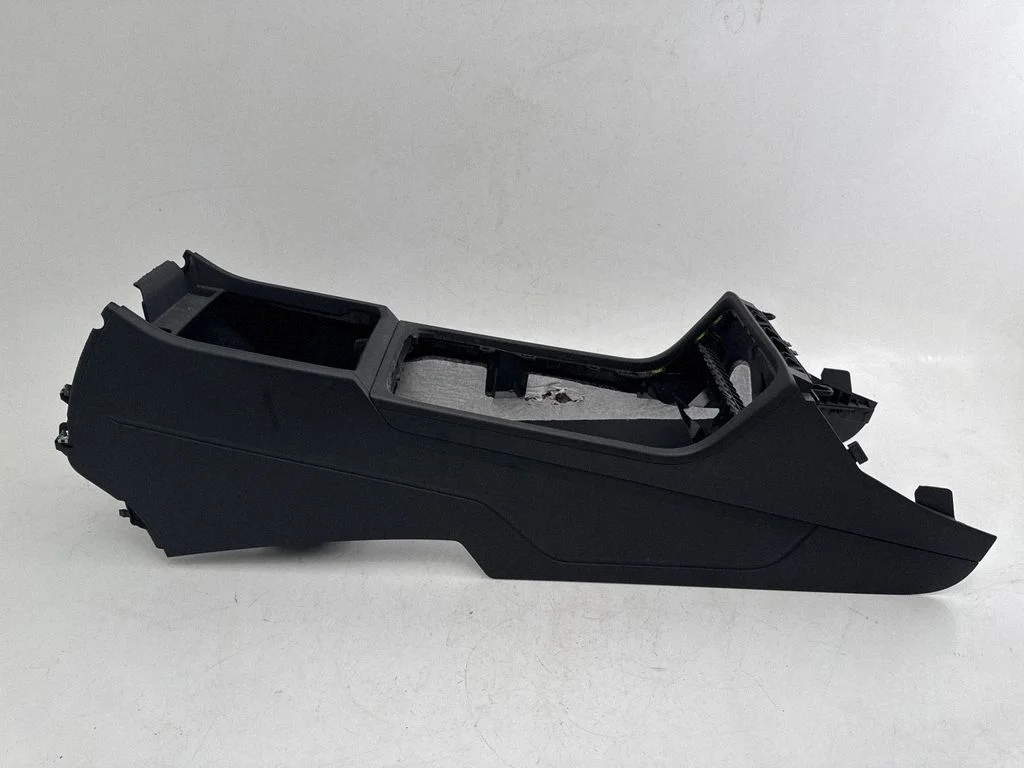 Center console – Volkswagen Touareg II (2010-2018)