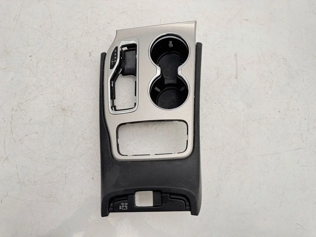 Gear shifter surround trim plastic 6FD931AAAB