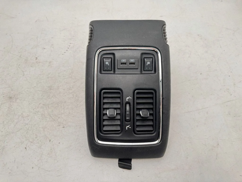 Rear air vent grill C01691009BL