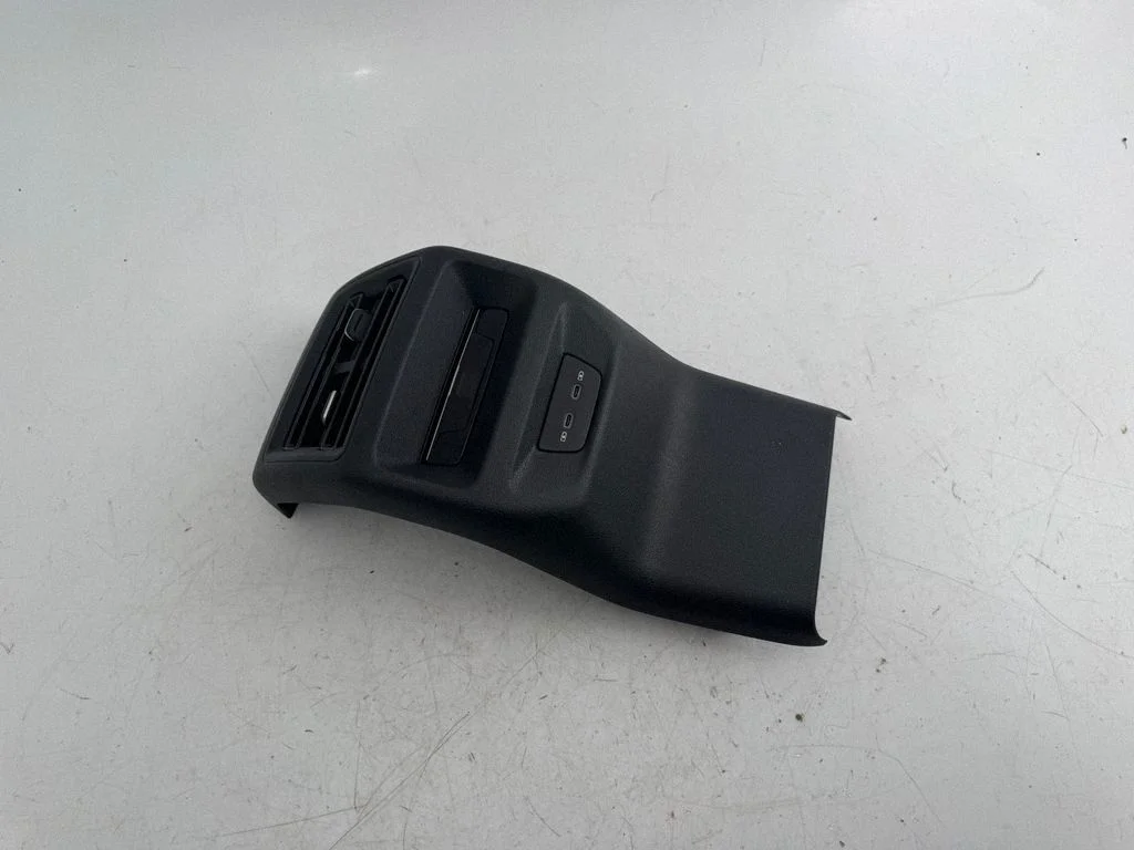 Rear air vent grill 571864298