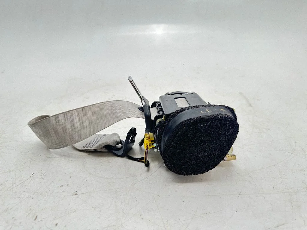 Aizmugurējā drošības josta A2188600785