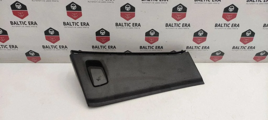 (D) statramsčio apdaila (apatinė)