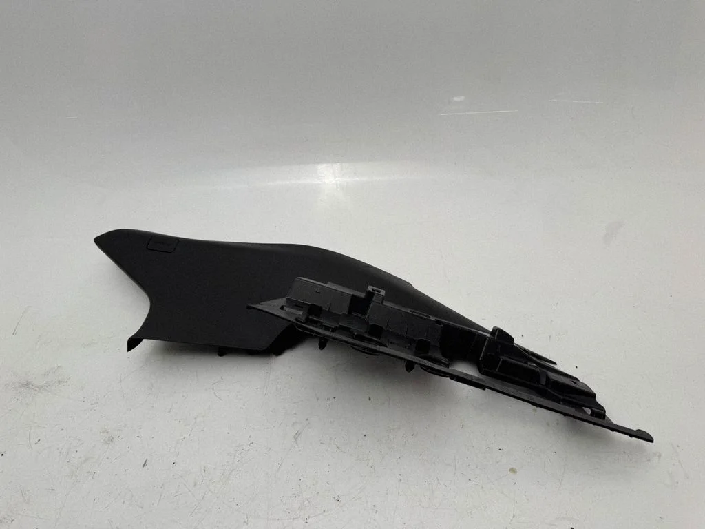 Other trunk/boot trim element 9833962180