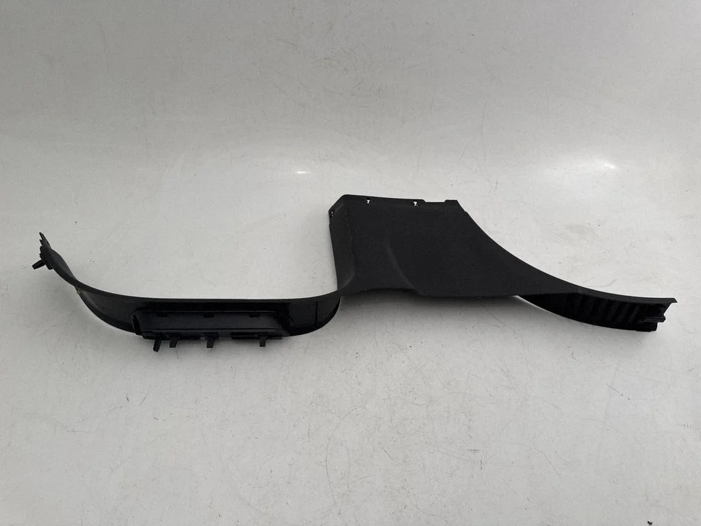 Rear sill trim cover 7P6853369