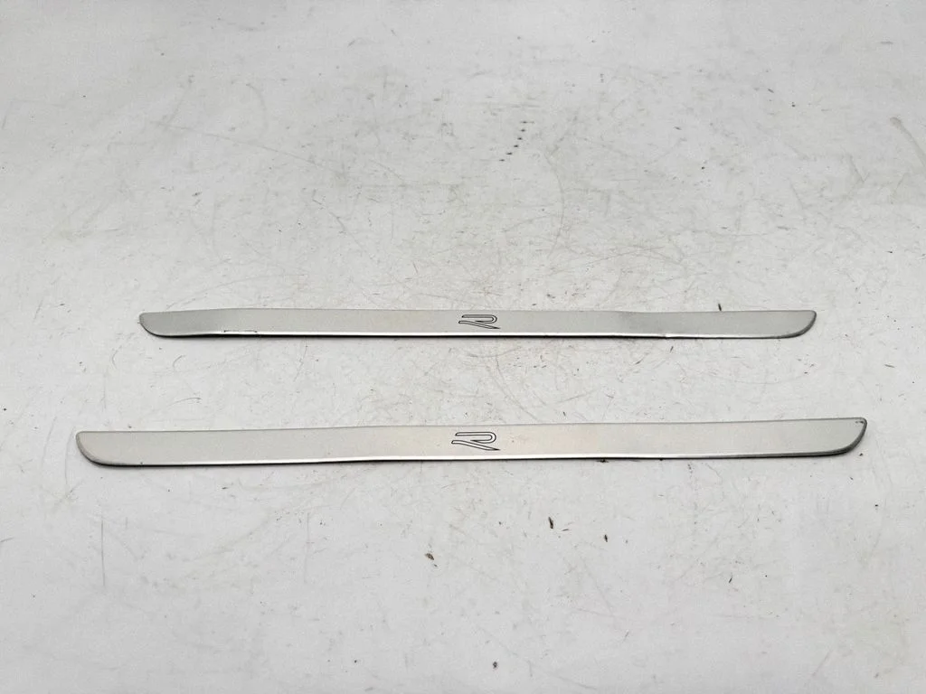 Front sill trim cover 3J0853813A