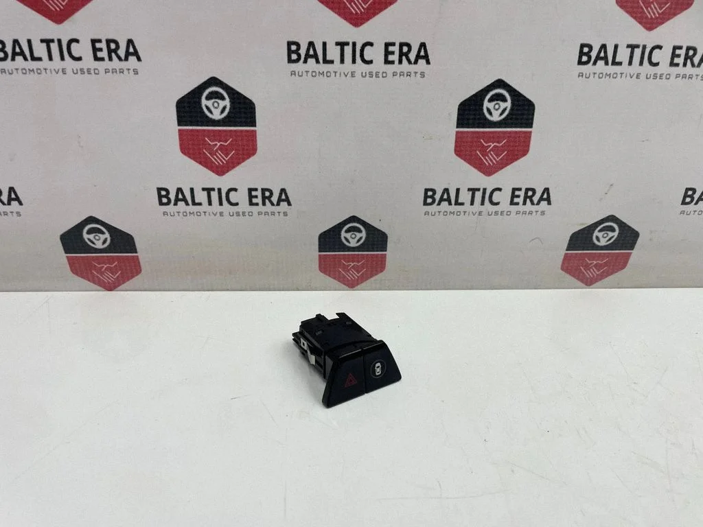 Hazard light switch 6993047
