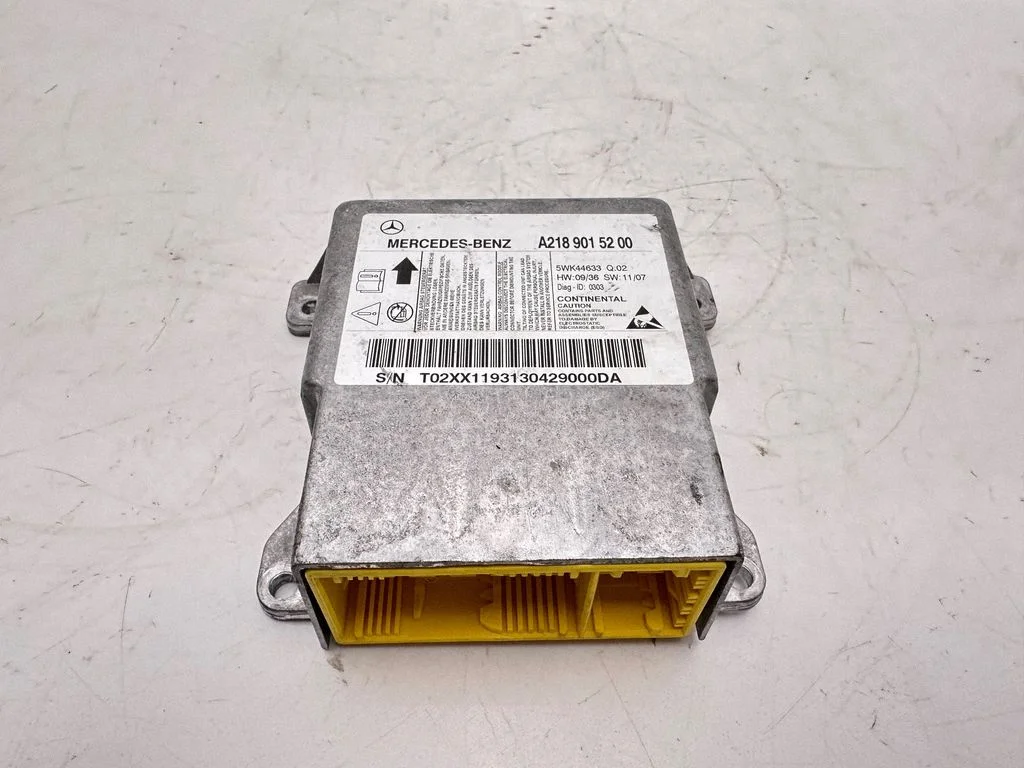 Drošības spilvenu vadības bloks A2189015200
