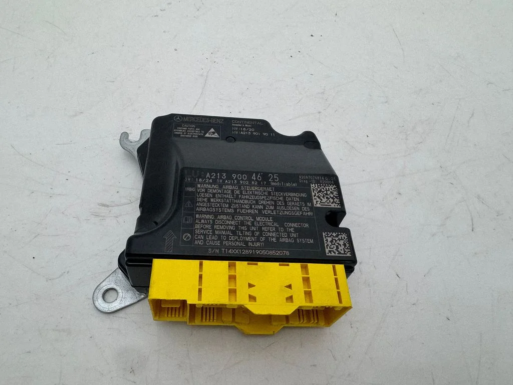 Airbag control unit/module A2139019011