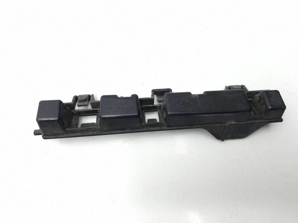 Sill supporting ledge 7294888