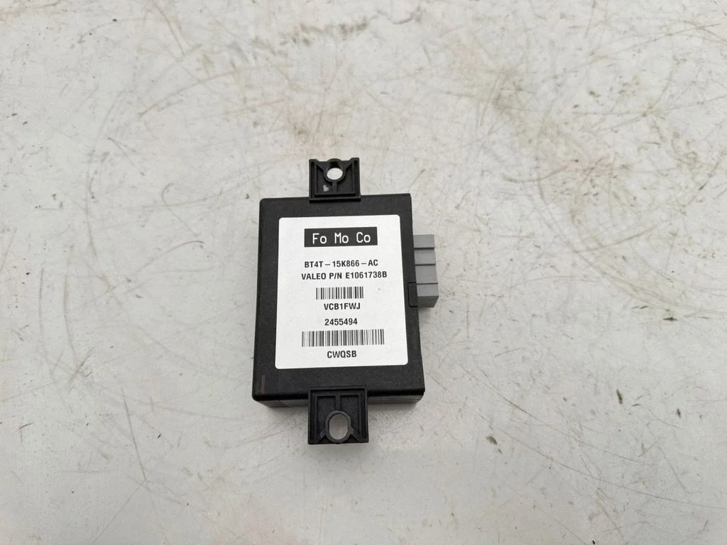 Parkimisandurite (PDC) juhtplokk BT4T15K866AC