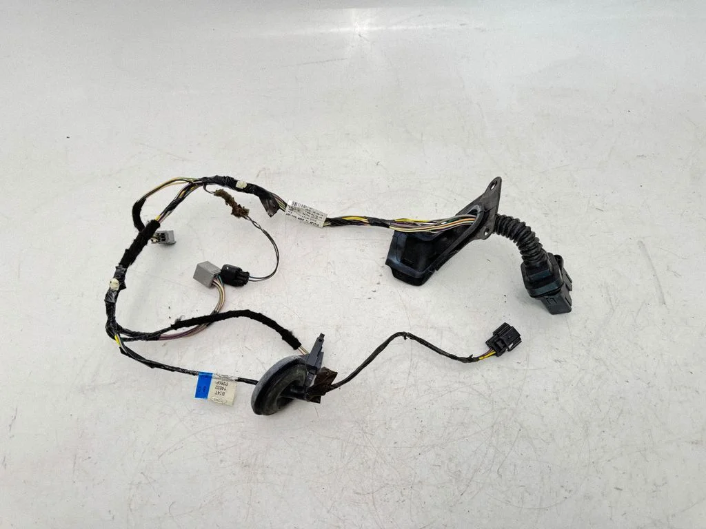 Tagaukse juhtmestik BT4T14632BD