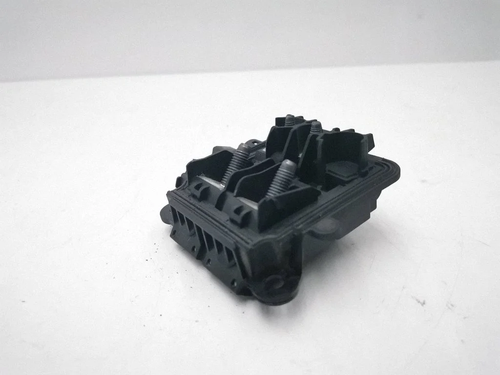 Fuse – Mercedes-Benz E-Class W213 (2016-)