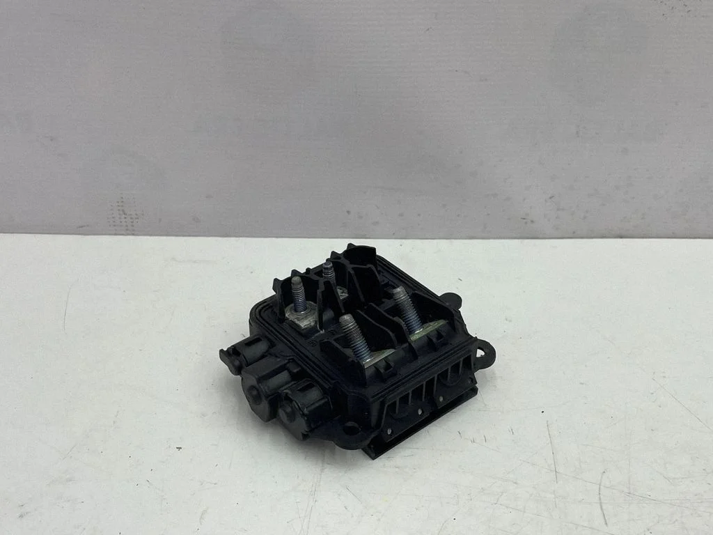 Fuse – Mercedes-Benz C-Class W205 (2014-2021)