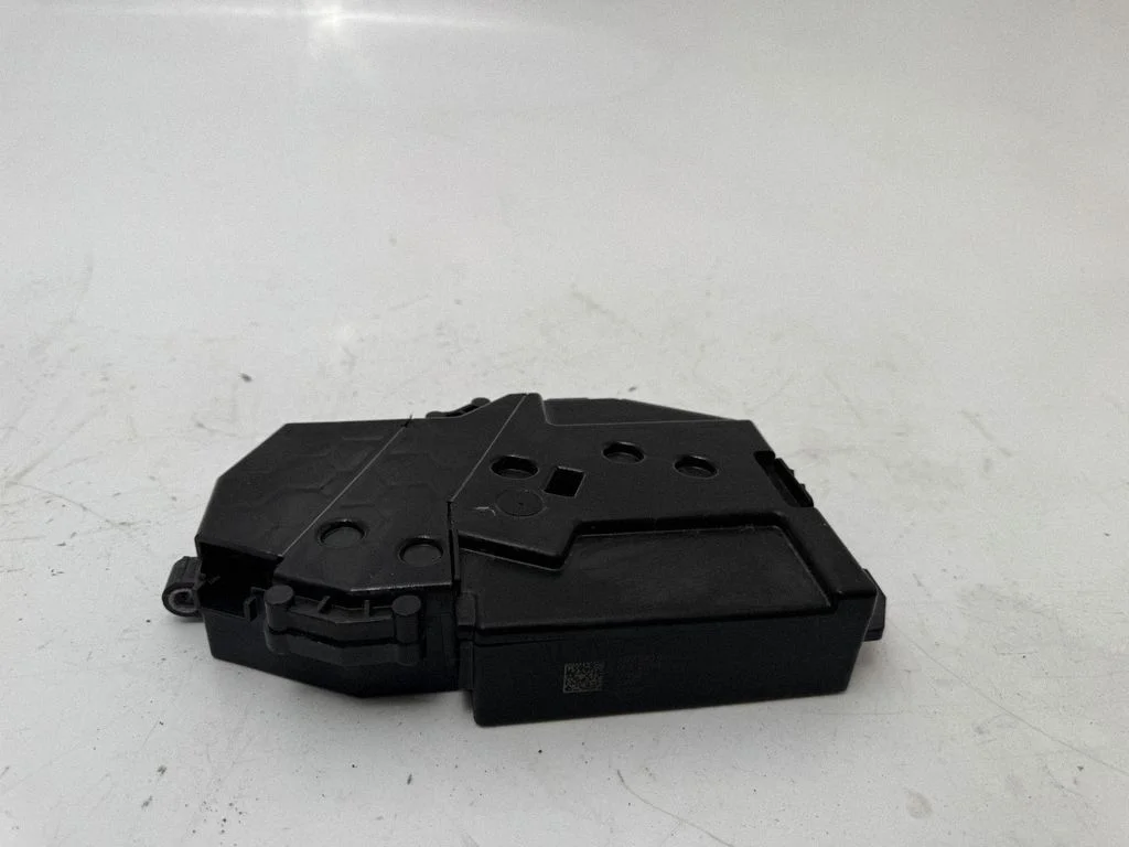 Fuse box set A1775404207