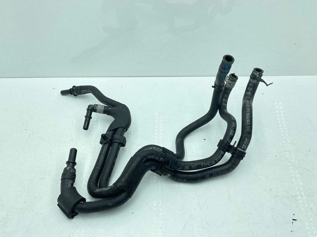 Fuel line/pipe/hose 8W0201214H