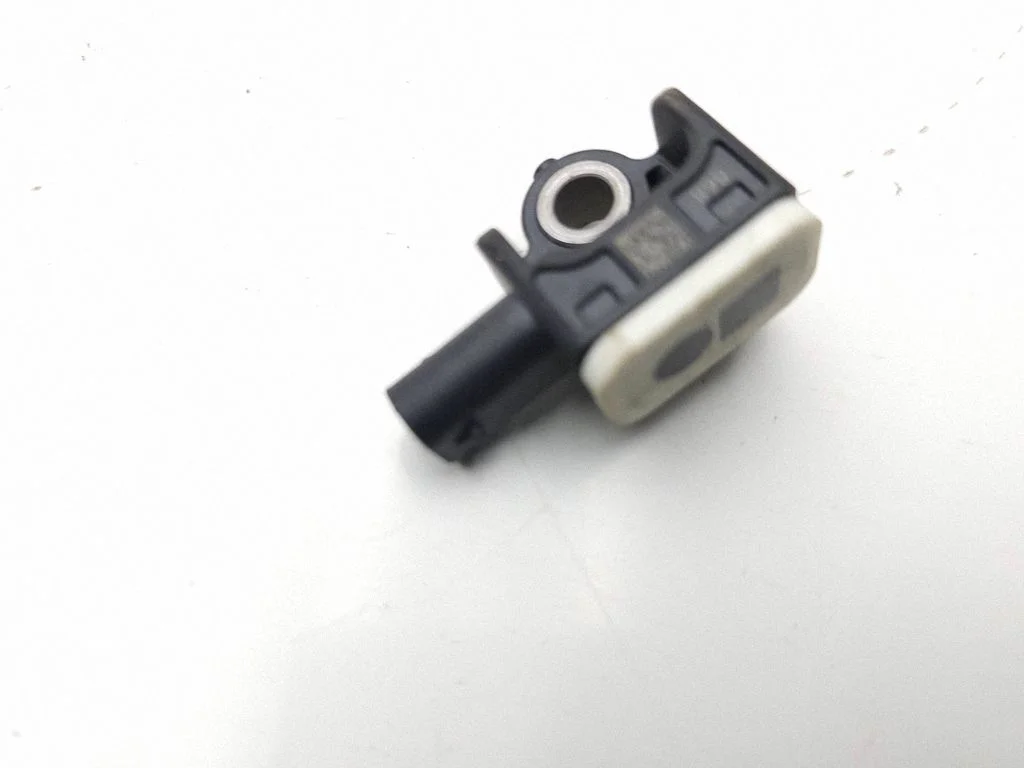 Airbag deployment crash/impact sensor 9234989