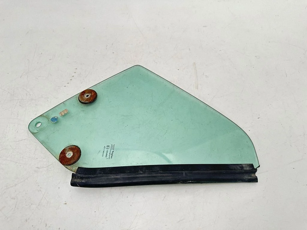 Tagumine kere külgklaas 43R00002
