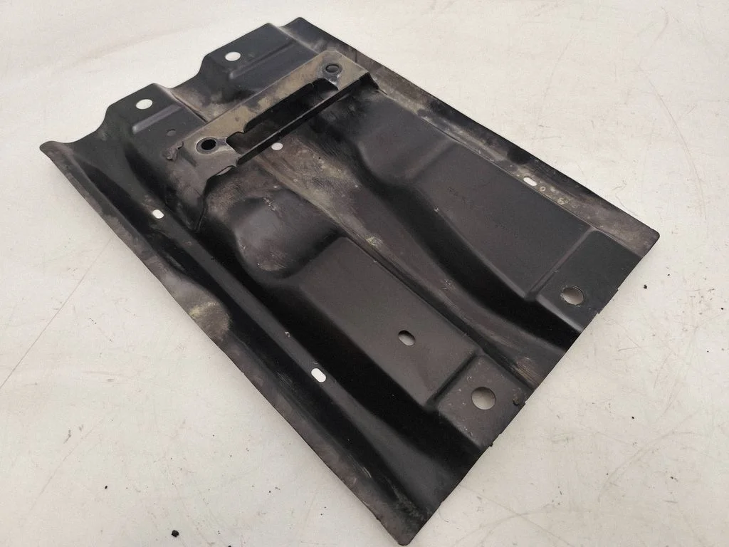 Rear underbody cover/under tray 9825844380
