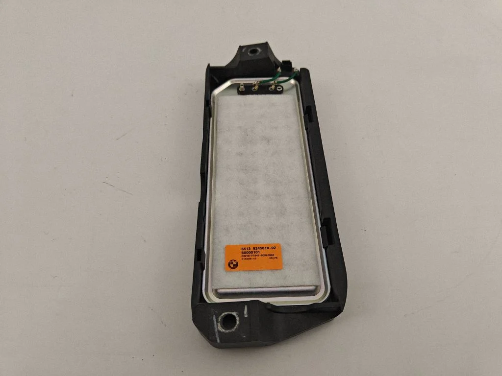 Front door high frequency speaker 9245810