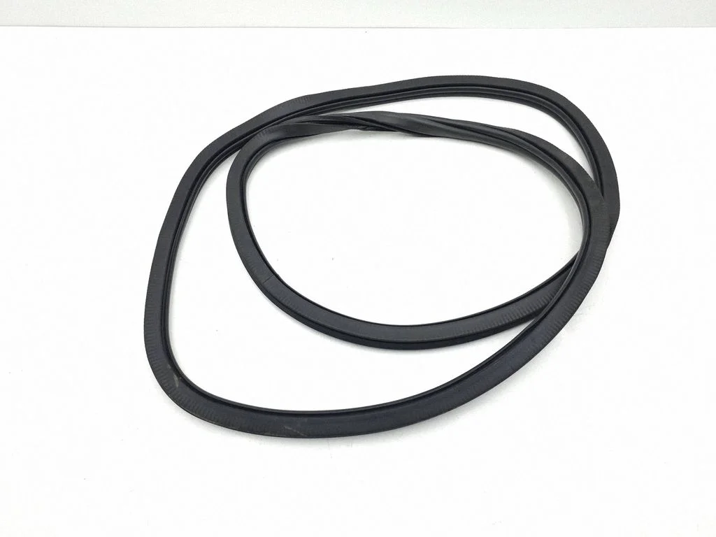 Rubber seal rear door 10A867913D