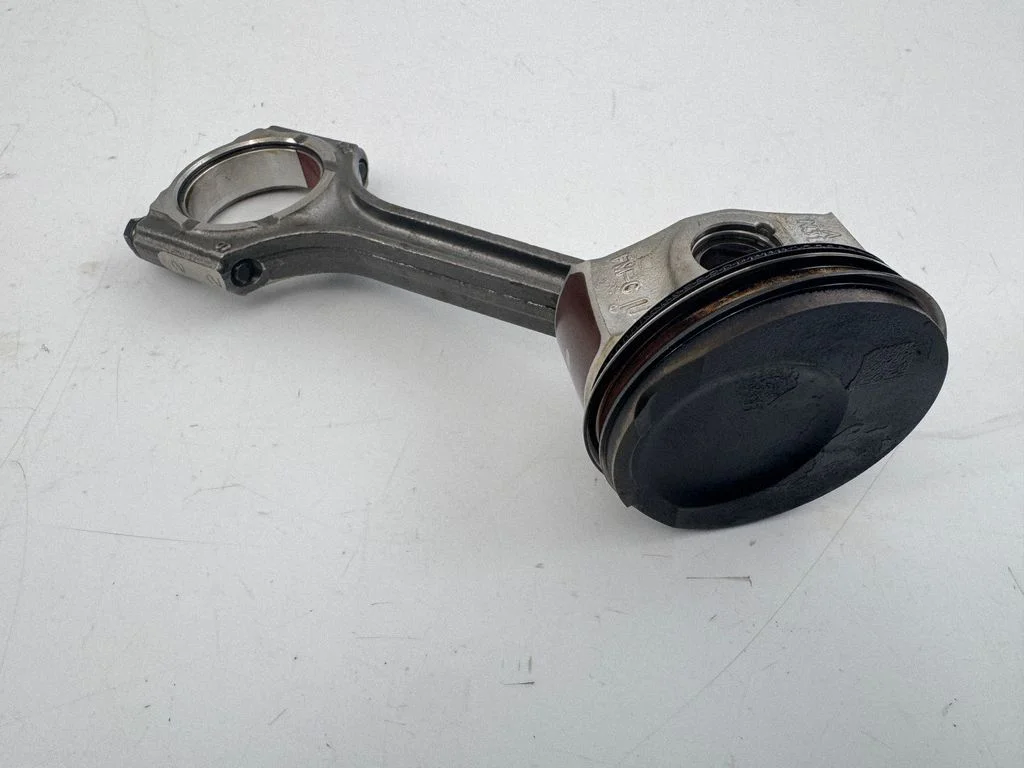 Piston with connecting rod 09HD23N