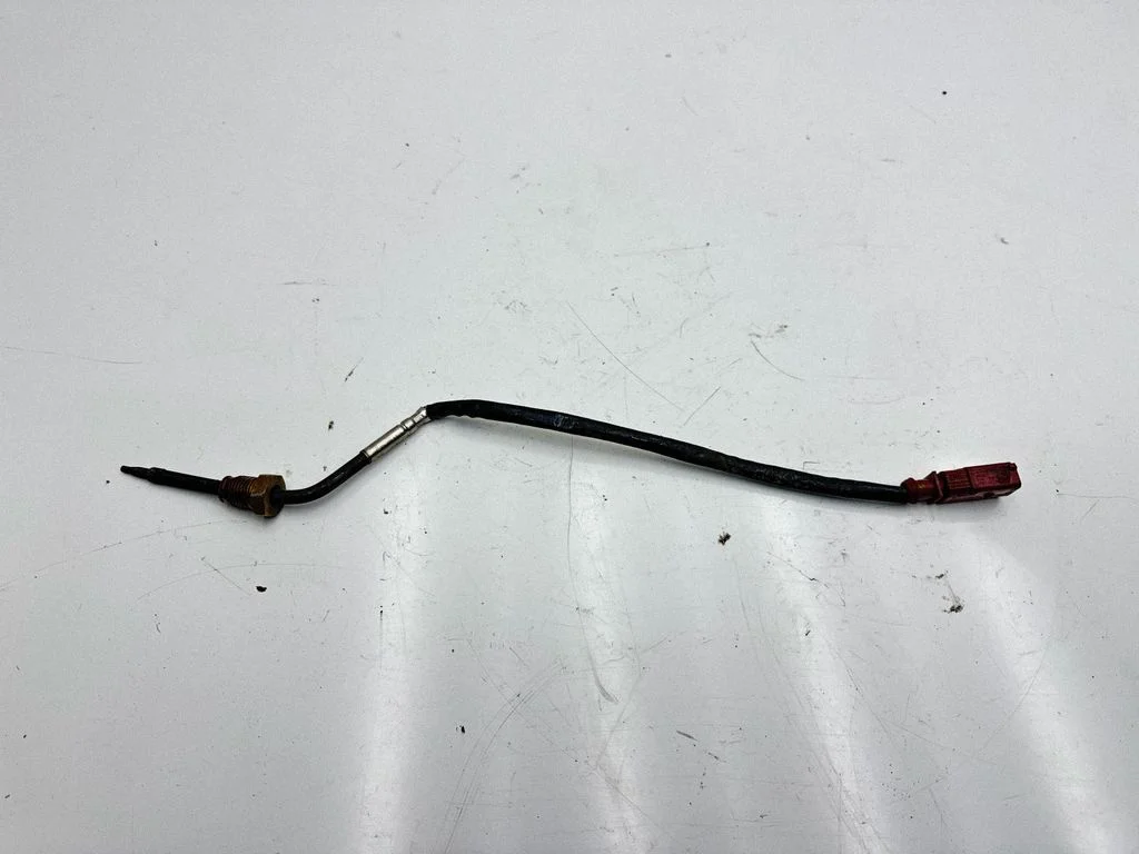 Czujnik temperatury spalin 4M0906088AA