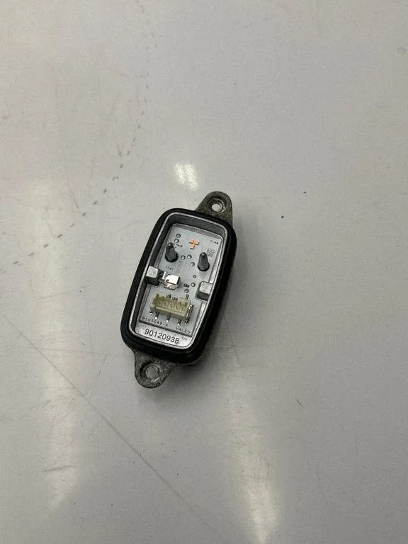 Headlight ballast module Xenon B105049A
