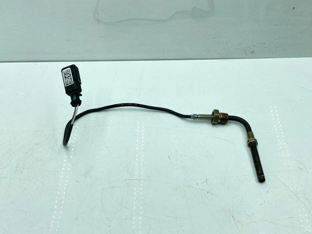 Exhaust gas temperature sensor 4M0906088AD
