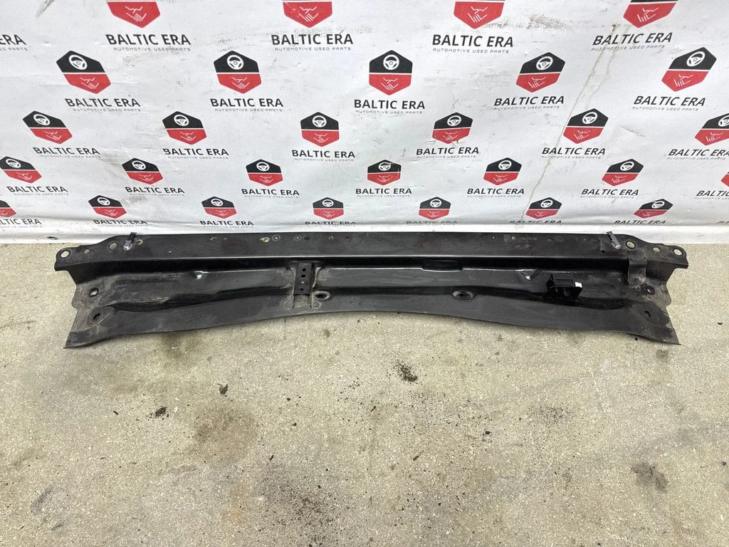 Top upper radiator support slam panel