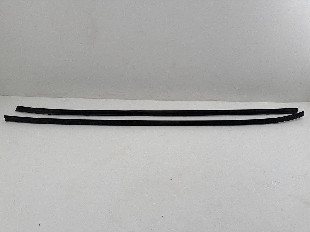 Roof trim bar molding cover K1057