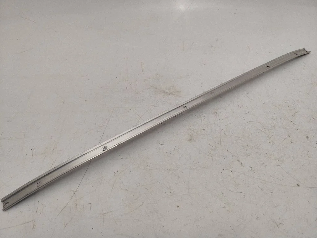 Roof trim bar molding cover 10395953
