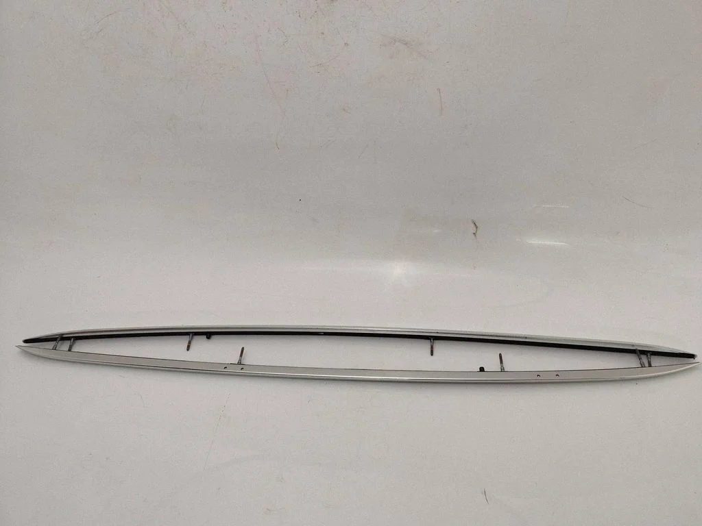 Roof bar rail 8W9860022D