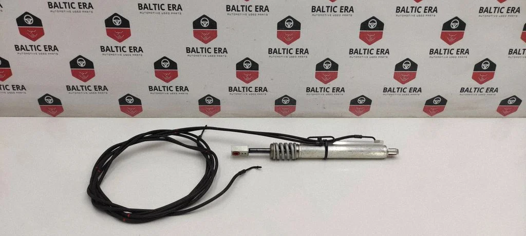 Hidraulinis stogo užrakto cilindriukas