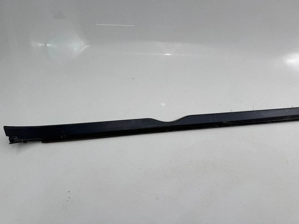 Other sill/pillar trim element – Tesla Model S (2012-)