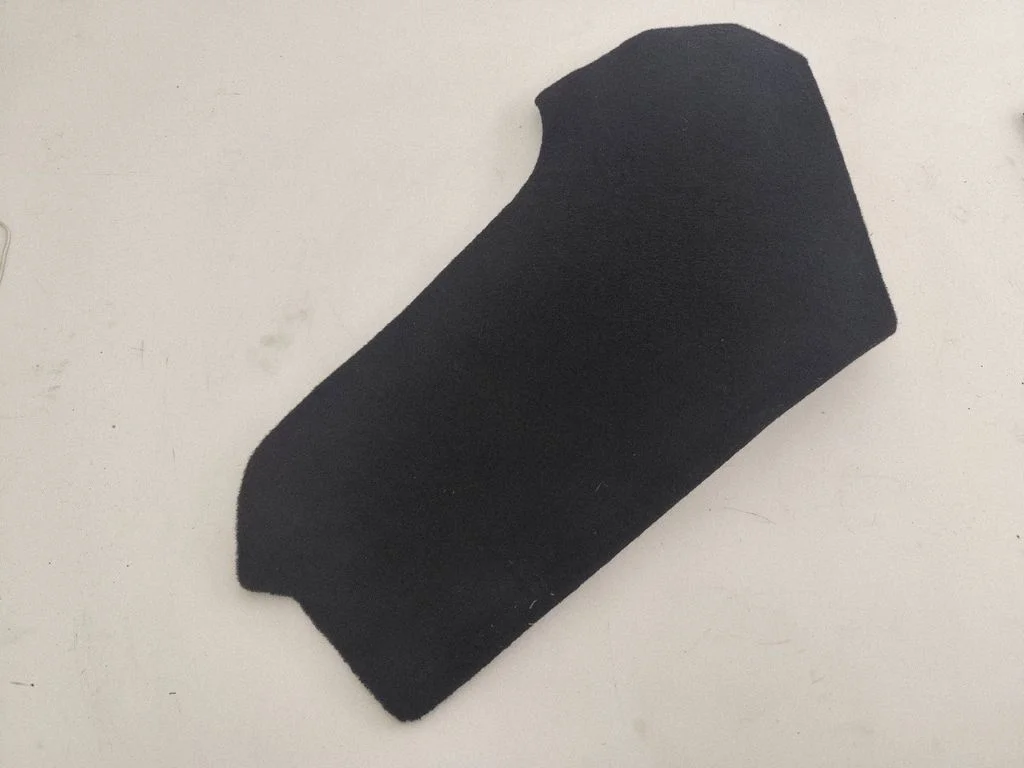 Kita centrinė konsolės (tunelio) detalė