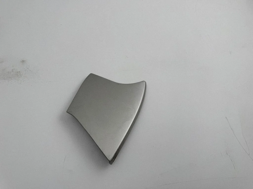 Kita centrinė konsolės (tunelio) detalė