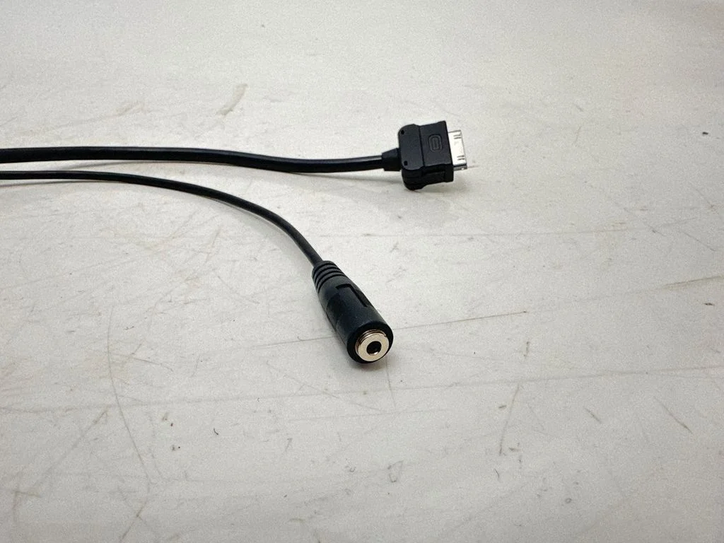 iPod connector socket – Mercedes-Benz CLS-Class C218 X218 (2011-2017)