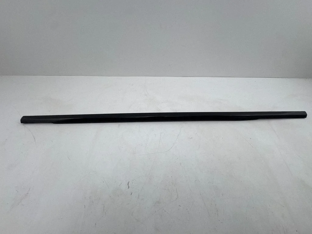 Rear door glass trim molding DK6225596AB