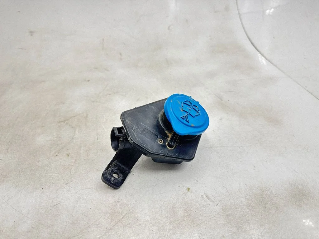 Klaasipesuvedeliku paagi täitetoru 7399028