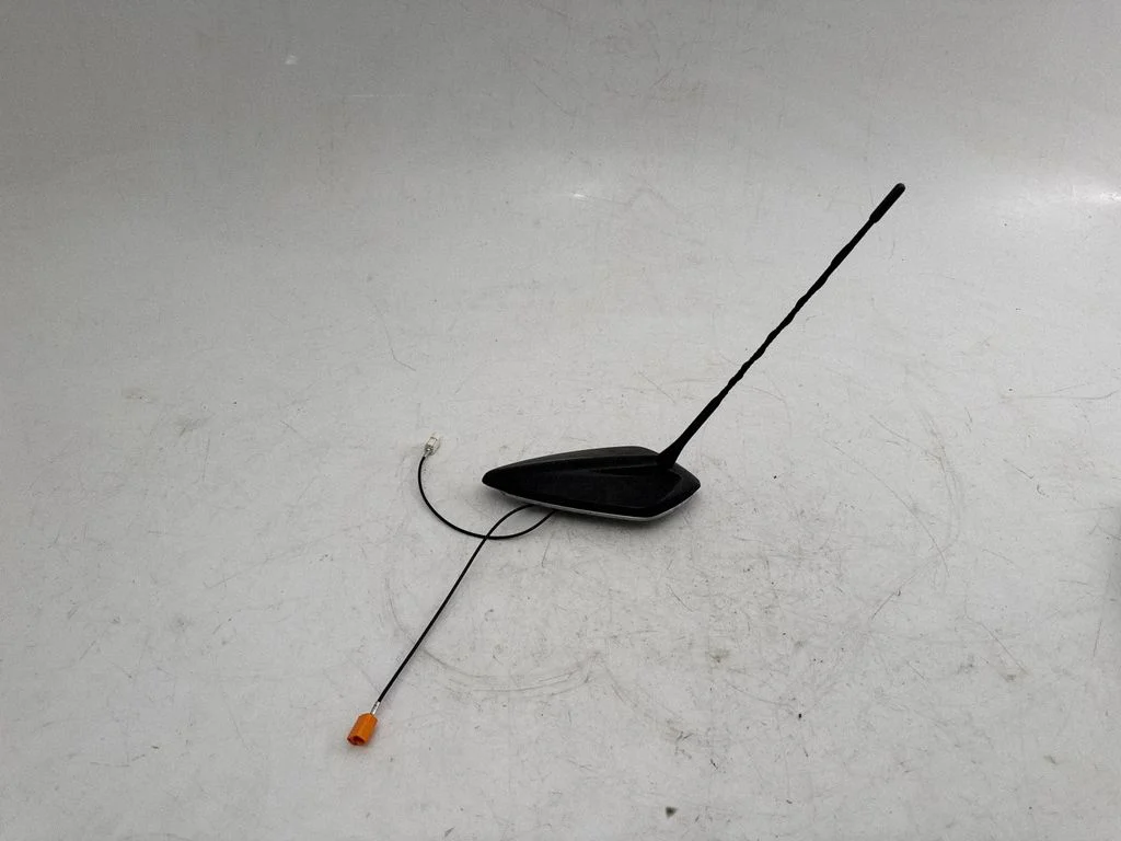 Radio antena