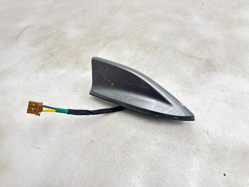Radio antena
