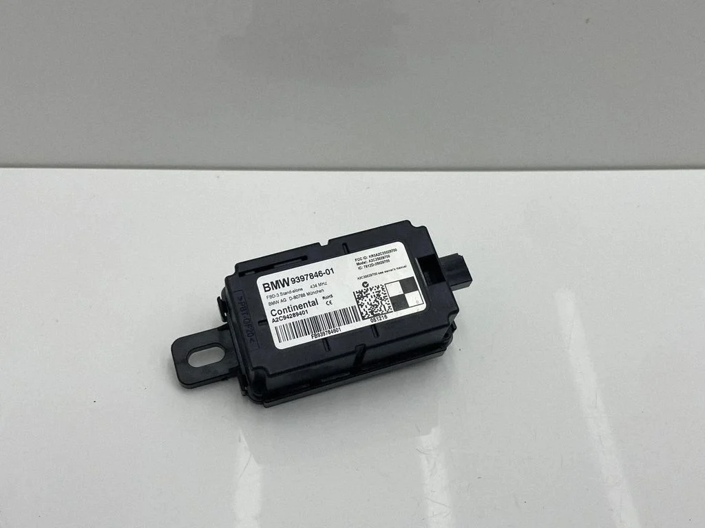 Antenna control unit – BMW 2 Series F46 (2015-)