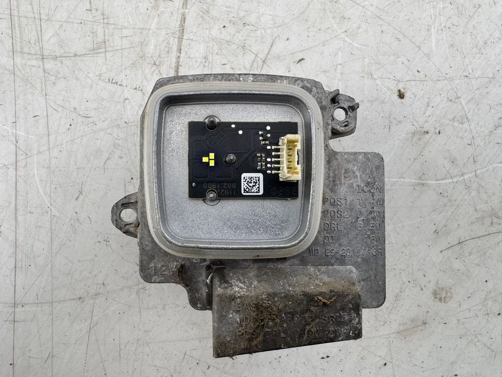 LED ballast control module – BMW 4 Series G22 G23 G24 G26 (2020-)