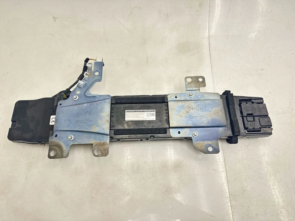 Hübriid-/elektriauto akuelement – Mazda CX-30 (2019-)